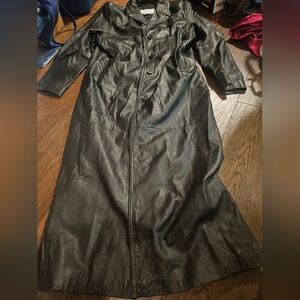 Vintage Wilsons Leather Trench Coat Mens Small M. Julian Black Used Condition.